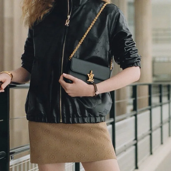 NWB Louis Vuitton Wallet on Chain Bloom purse Black w/receipt and box - Picture 2 of 7